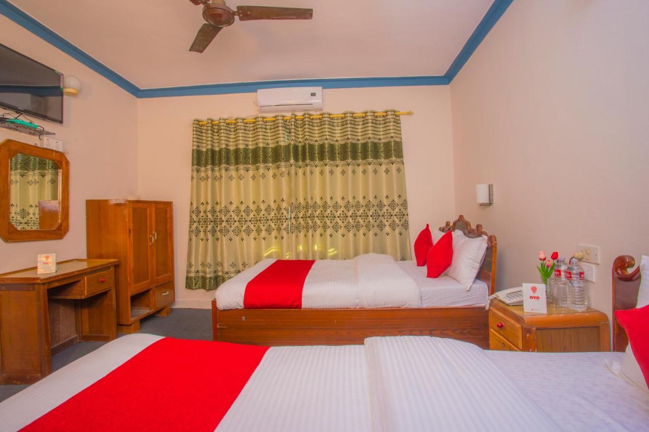 Oyo 227 Hotel Moonstone Pvt Ltd 博卡拉 外观 照片