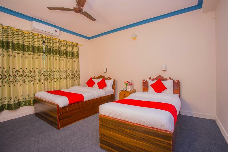 Oyo 227 Hotel Moonstone Pvt Ltd 博卡拉 外观 照片